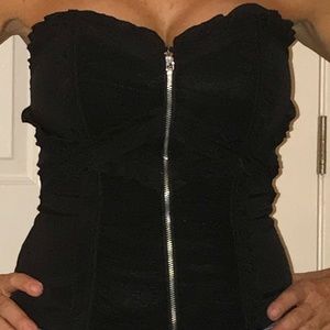 Shirred ruffle bustier with lace.